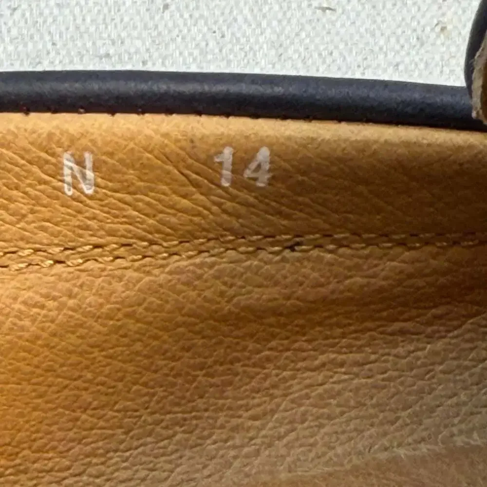 Donald Pliner navy blue